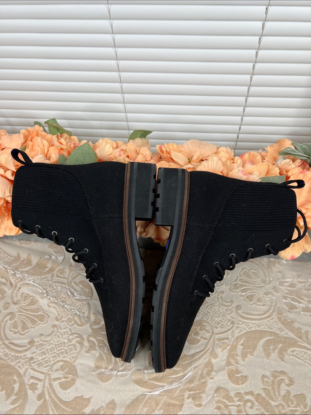 Rothy's The Laced Lug Boot in Onyx Black Size 8.5 - Picture 7 of 11